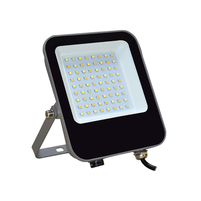 أضواء كاشفة LED ذكية مقاومة للماء ODM مع 3 مراحل CCT قابلة للتغيير في الداخل